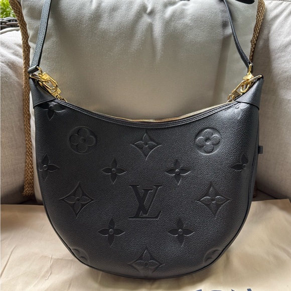 Louis Vuitton Black Loop Hobo - Picture 2 of 5